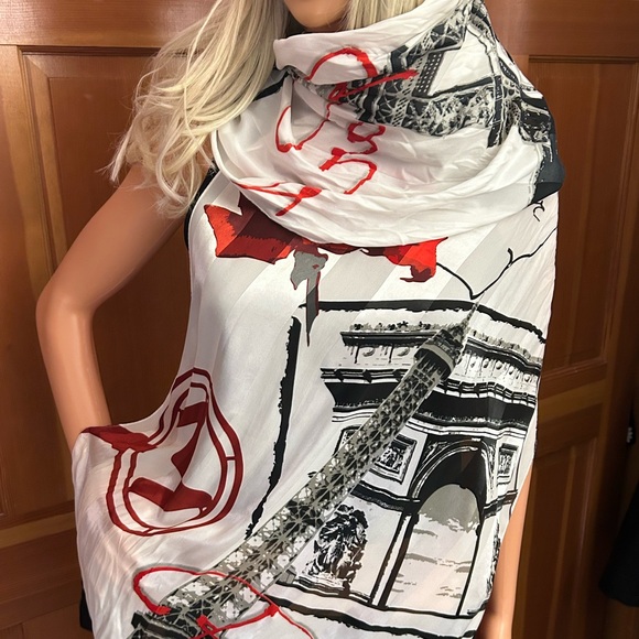 HERMES Vintage Parisian Silk Scarf - Picture 9 of 12